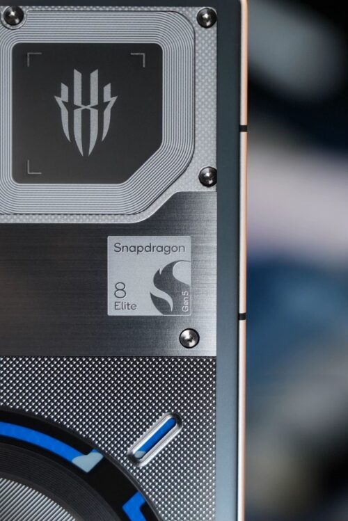 ريد ماجيك 11 برو بلس الاصدار الجديد ( النسخه الصينيه ) REDMAGIC 11 Pro+ (Chinese Version)